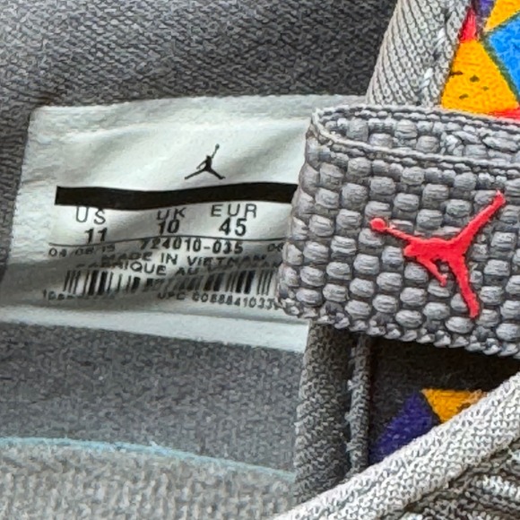 Nike Jordan Eclipse multicolor Men's Size 11 Athletic Shoes Blue Red Yellow (16) - Picture 5 of 9